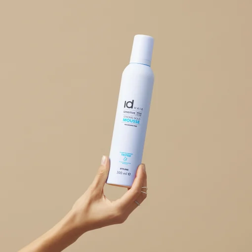 Sensitive Xclusive Strong Hold Mousse 300ml - Image 2
